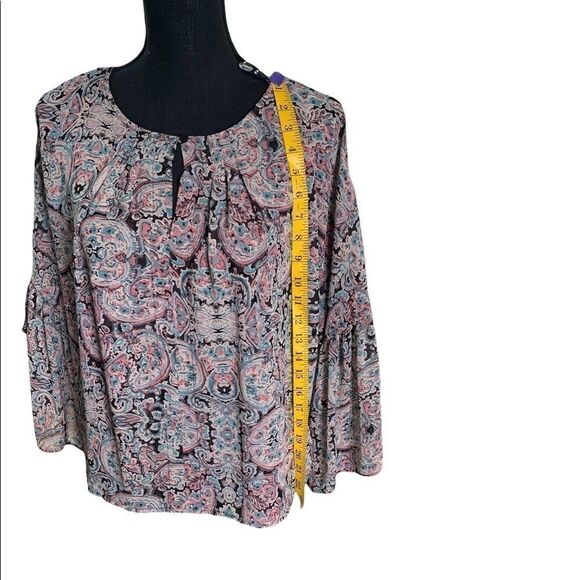 ADORABLE Dress Barn cold shoulder poet sleeve blouse size med… spring ready! - Picture 9 of 12